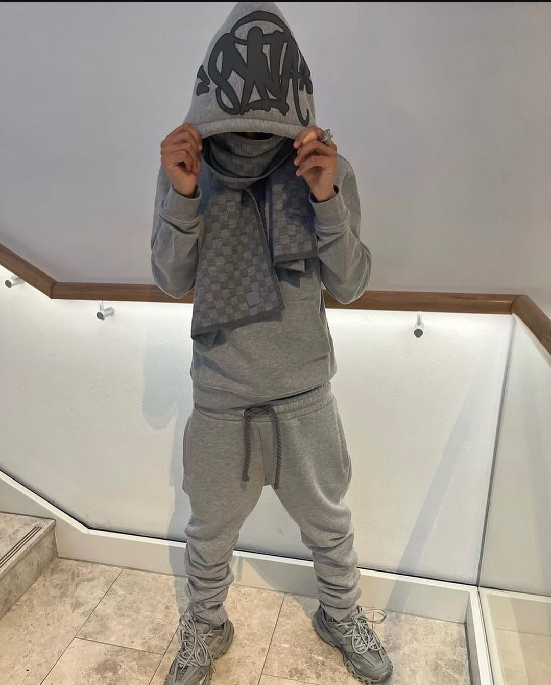 syna world tracksuit